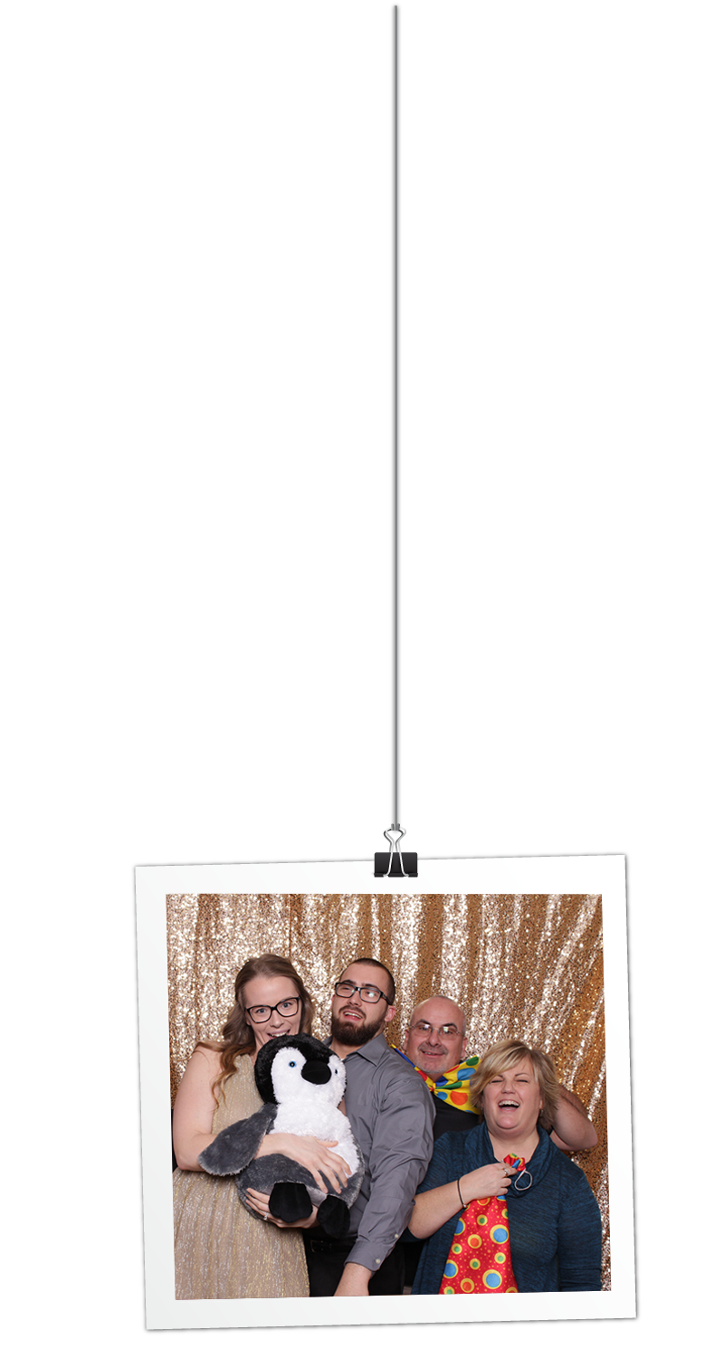 Photo booth background hanging picture