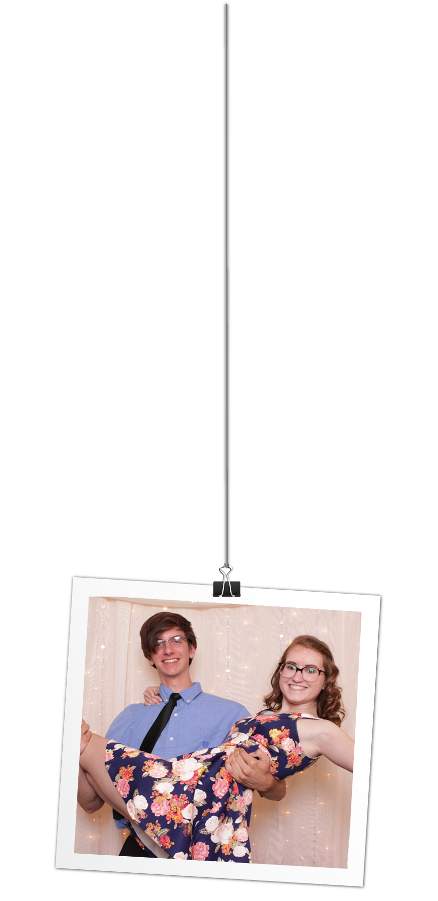 Couple in photo booth illustrated in picture