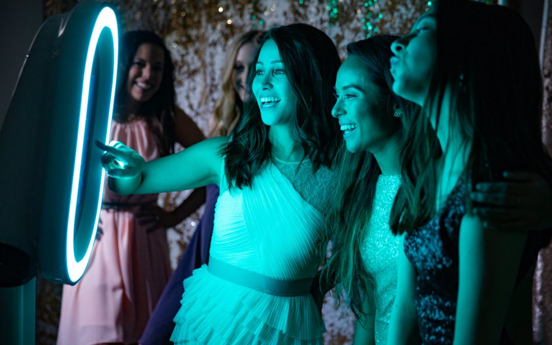 LED light photo booth